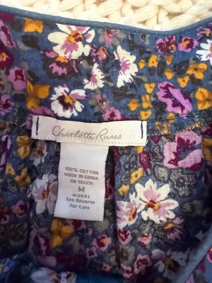 Charlotte Russe Floral Blouse Size M Blue Cotton Short Sleeve thumbnail 2