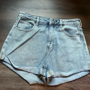 Pacsun Denim Women's Shorts thumbnail 1