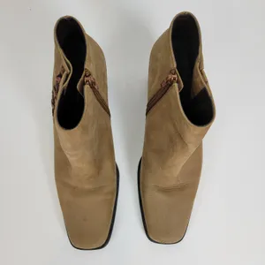 Etienne Aigner Womens Boots Size 7.5 Brown Suede Block Heels Ankle High thumbnail 8