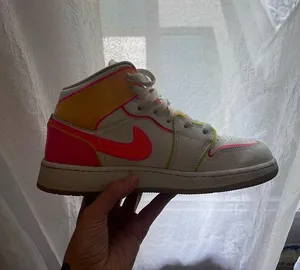 Jordan 1 thumbnail 1