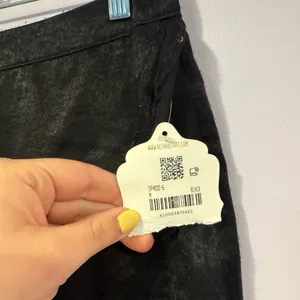 NWT black‎ Altar’d State satin skort thumbnail 3