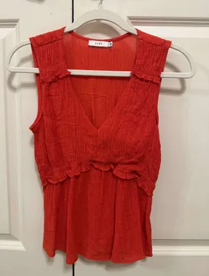 Boutique Top Red thumbnail 1