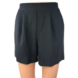 Aritzia Babaton Women's Black High Rise Pleated Pull On Elastic Waist Shorts 0 thumbnail 2
