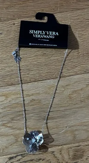Simply Vera, Vera Wang - 17" + 3 Extender chain with flower NEW thumbnail 1