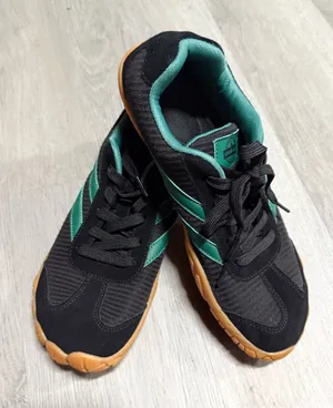 Barefoot running sneakers Black Size 8 thumbnail 1