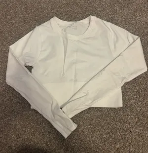 Aerie OFFLINE by Cropped Workout Top thumbnail 1