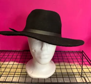 Universal Threads Black 100% Wool Wide Brim Fedora Hat with Band Detail thumbnail 1