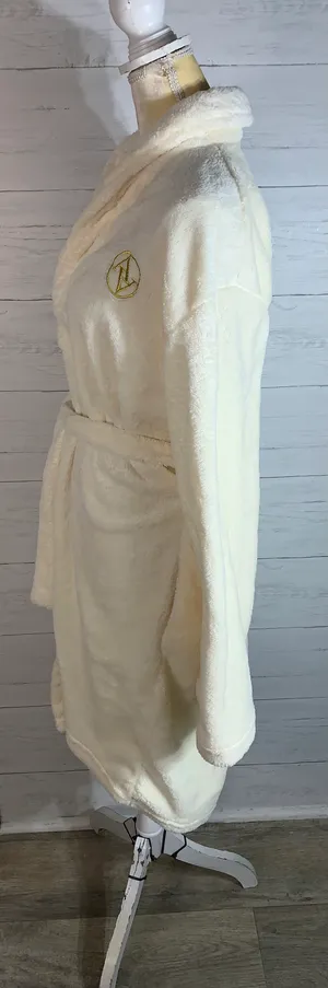 Adrienne Vittadini Cream Off White Color Ladies Robe One Size Fits All thumbnail 3