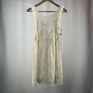 NWT Minkpink Wild Traveller Lace Dress in Off White‎ Size Small thumbnail 2
