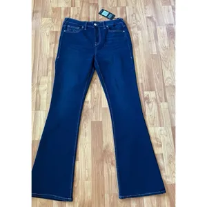 True Religion Becca Crystal‎ Bootcut Jean thumbnail 4