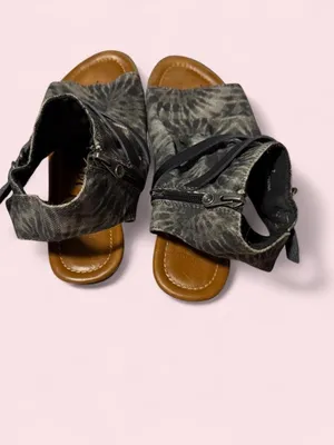 Blowfish Women's Gray Tie Dye Slingback Sandals with Black Straps thumbnail 3