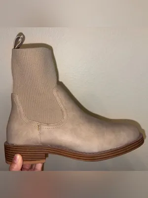 DV Dolce Vita Beige Sock Chelsea Booties Size 9 thumbnail 5