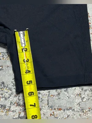 SHEFIT Seamless scrunch butt shorts size Luxe 12/14 black thumbnail 7