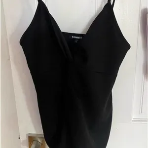 Front tied v-neck cut blouse NWT thumbnail 2