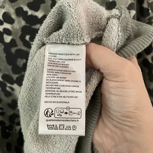Free People We The Free Camo Leopard Sweatshirt Women's M Gray Oversized Terry thumbnail 7