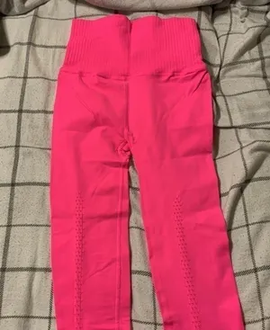 NWT Good Karma Tropical Pink Barbie leggings. thumbnail 3