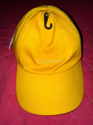 Lululemon Classic Ball Cap Yellow S/M NWT‎ thumbnail 1