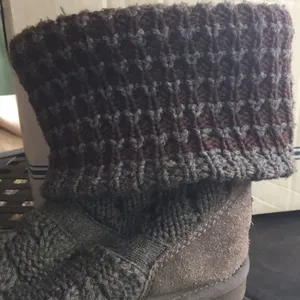 UGG Gray Knit Leland Fold Over Calf Height Crochet Boots 9 thumbnail 5