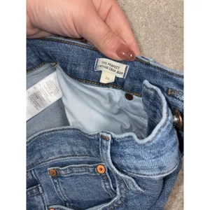 Madewell The Perfect Vintage Crop Jean 26‎ High Rise Med Wash thumbnail 3