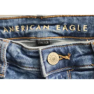 American Eagle Outfitters Low Rise Flare Jeans Floral Print Stretch Size Large‎ thumbnail 3