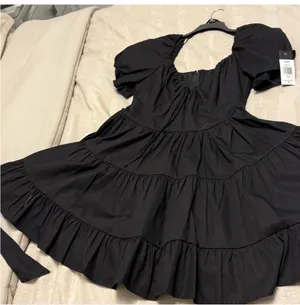 City Triangles Black Puff Sleeve Tiered Mini Dress thumbnail 3