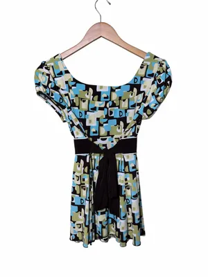 Speechless Y2K Abstract Geometric Tie Back Tunic Top Medium thumbnail 2