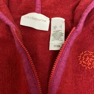Liz Claiborne Collection‎ Red with Embroidered Snowflakes Wool thumbnail 5