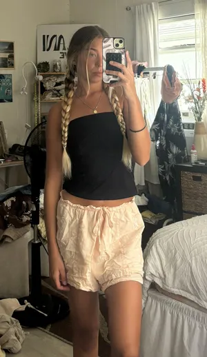 Light Pink Shorts  thumbnail 2