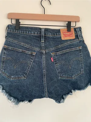 Levi’s 501 Original Fit High-Rise Jean Shorts thumbnail 4