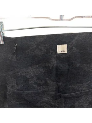 Vuori Clean Elevation Leggings Black Camo Heather DreamKnit VW444 Size Small 25" thumbnail 4
