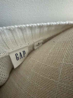 Gap Sweater thumbnail 8