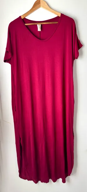 Red Maxi T-shirt Dress, Medium thumbnail 1