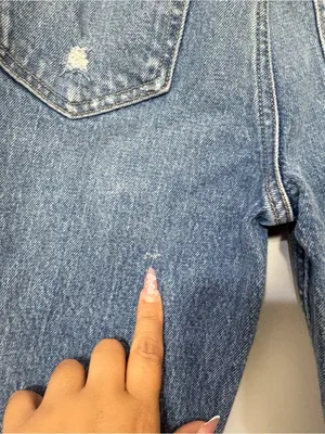 Abercrombie & Fitch High Rise Mom Jeans Size 24 / 00S Distressed Raw Hem Cropped thumbnail 13