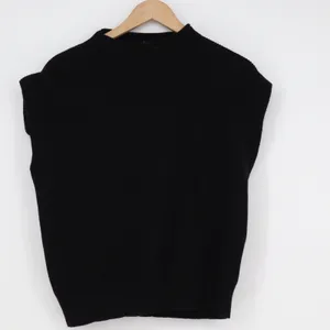 Black Ribbed Knit Sweater Vest Crew Neck Sleeveless Top Large KLJ0571 thumbnail 2