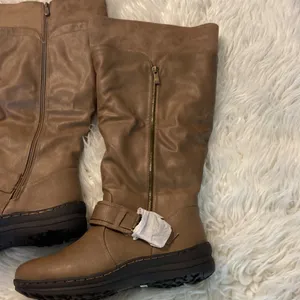 Dream Paris Beautiful Women’s Boots Brand New size 10 thumbnail 3