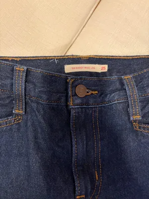 94 Baggy Wide-Leg Levi’s Jeans thumbnail 2
