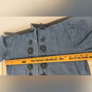 Vintage New Frontier Beaded Denim Button Up Shirt Southwestern Country Sz Small thumbnail 5