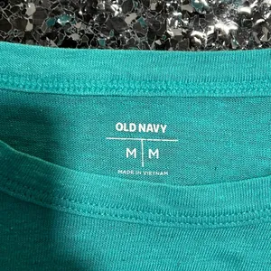 Women’s Old Navy Medium Teal Sleeveless Shirt thumbnail 2