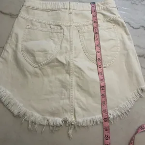 NWOT We The Free‎ Ivory Frayed Mini Skirt thumbnail 7
