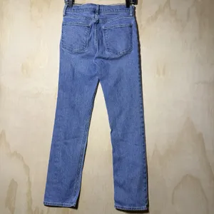 GAP 90s Straight High Rise Jeans Women's Size 26R‎ Blue Medium Wash Denim thumbnail 6