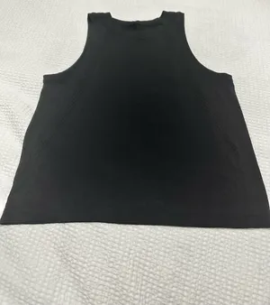 Lululemon black sleeveless tank size 6 thumbnail 5