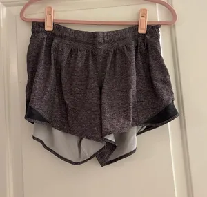 Heather Grey Lululemon Hotty Hot Shorts 4" thumbnail 1