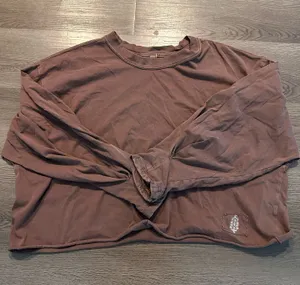 Free People movement cropped long sleeve tshirt thumbnail 1