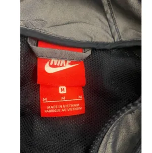 Nike‎ Y2K Vintage Hooded Windbreaker Women's medium Red Tag Swoosh black gray thumbnail 3