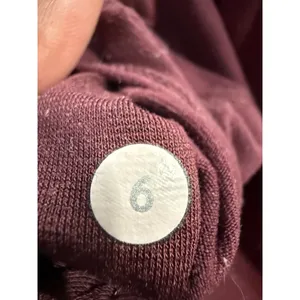 Lululemon Burgundy High Rise Leggings Womens Size 6 Maroon‎ Yoga Pants 3599 thumbnail 5