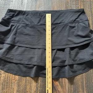 Athleta Black Swagger Tier Ruffle Tennis Skirt Size XL thumbnail 8
