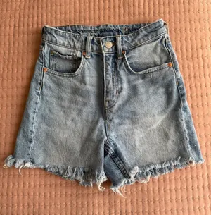 H&M Denim Cutoff Shorts thumbnail 1