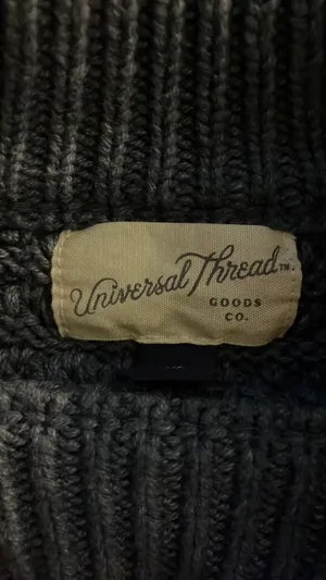 Sweater thumbnail 2