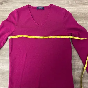 Saint James Raspberry Pink 100% Wool V Neck Sweater Size 6 thumbnail 5