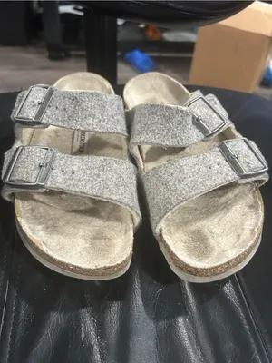 Birkenstock Women’s Gray Felt Double-Buckle Slide Sandals thumbnail 2